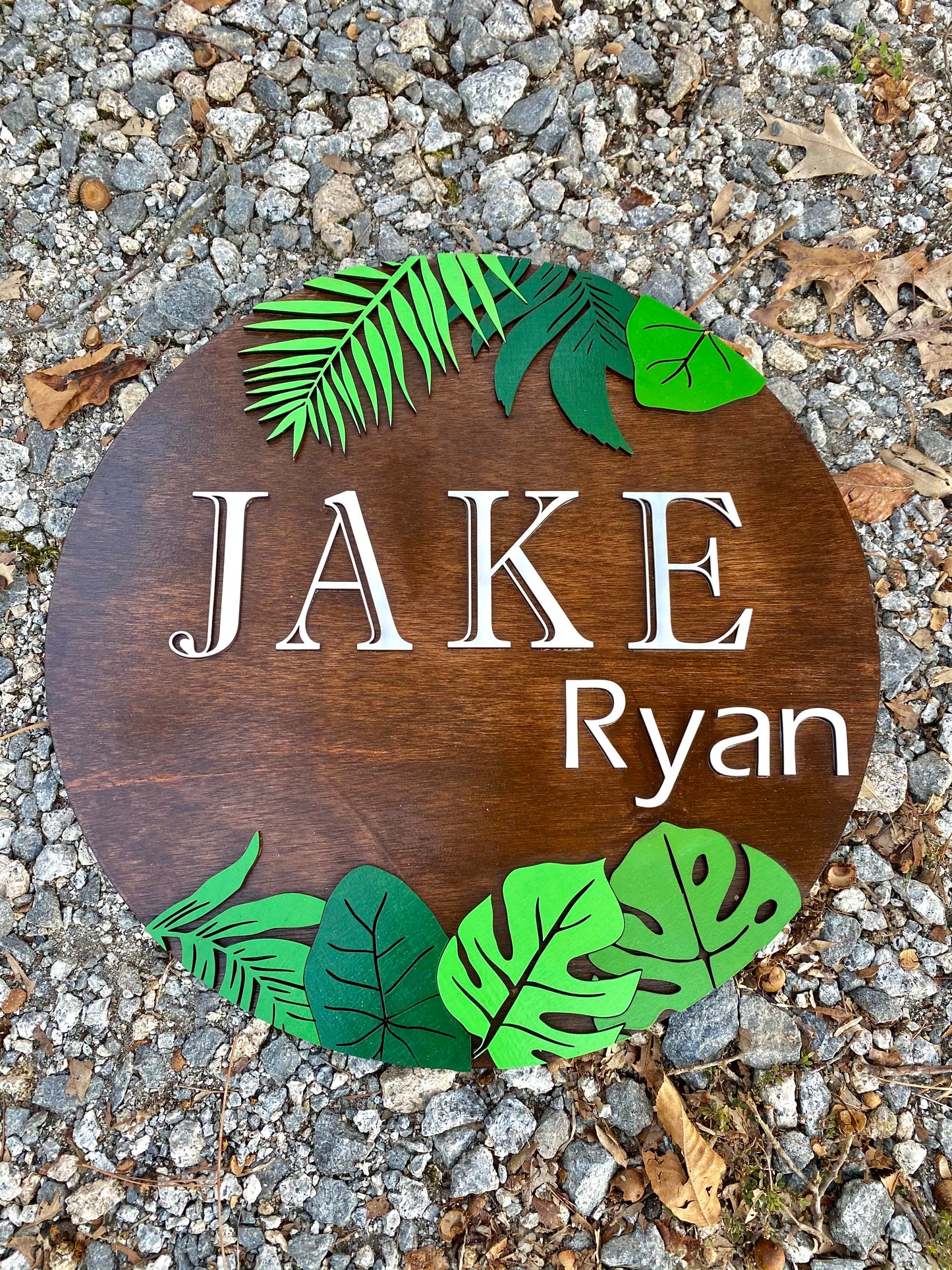 Round nursery sign